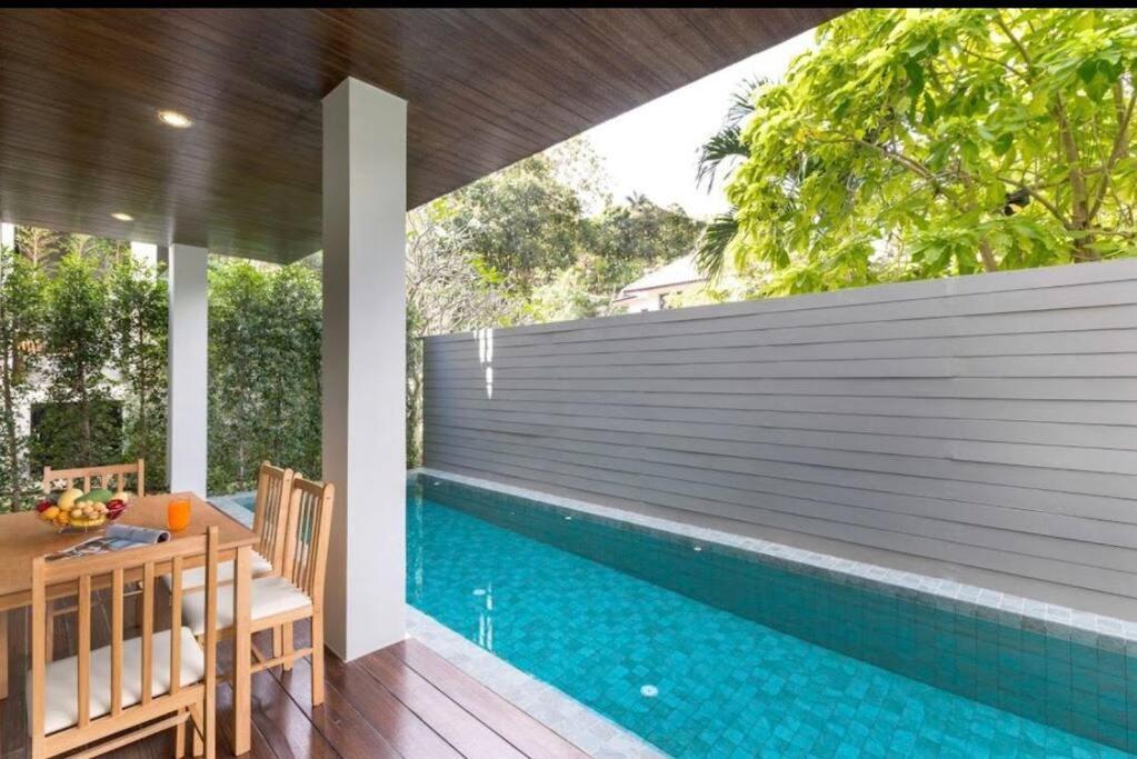 4 Beds 5baths Pool At 別墅 卡塔海滩